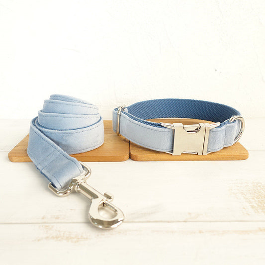 Thick pet collar with leash